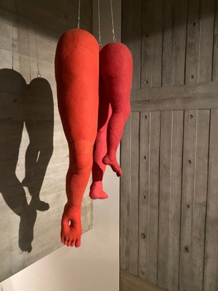 louise gibbens feet 3