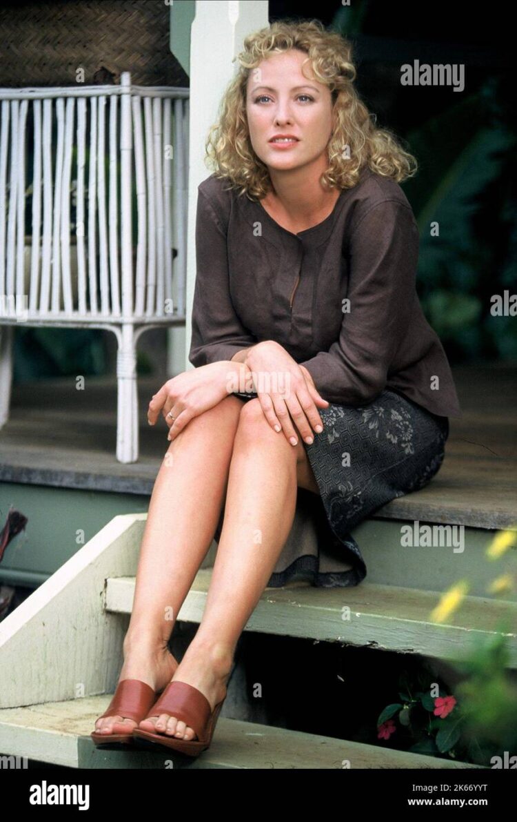 louise madsen feet 5