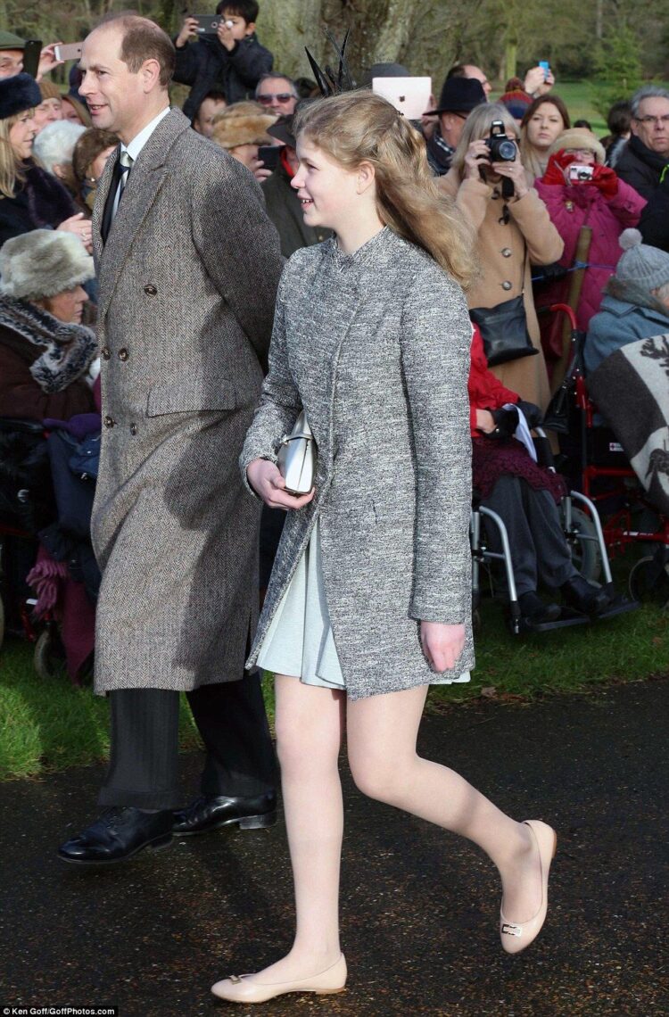 louise windsor feet 1