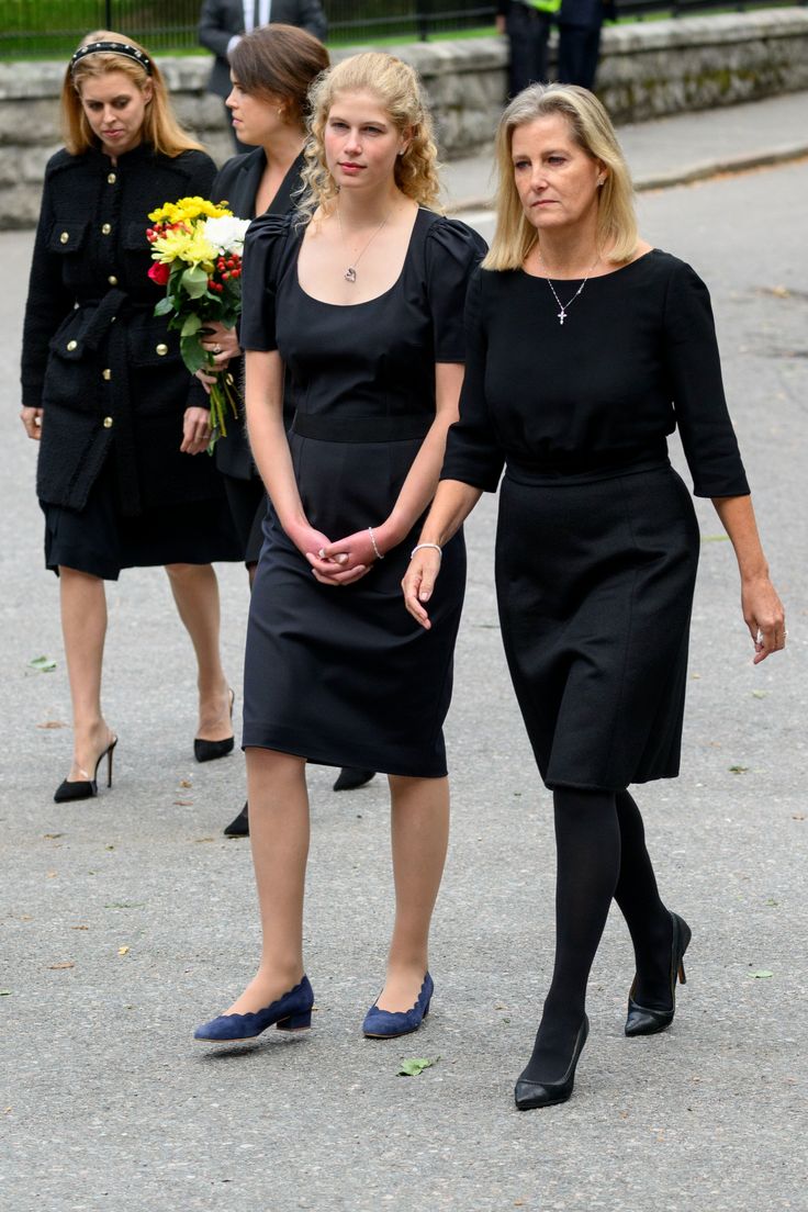 louise windsor feet 3