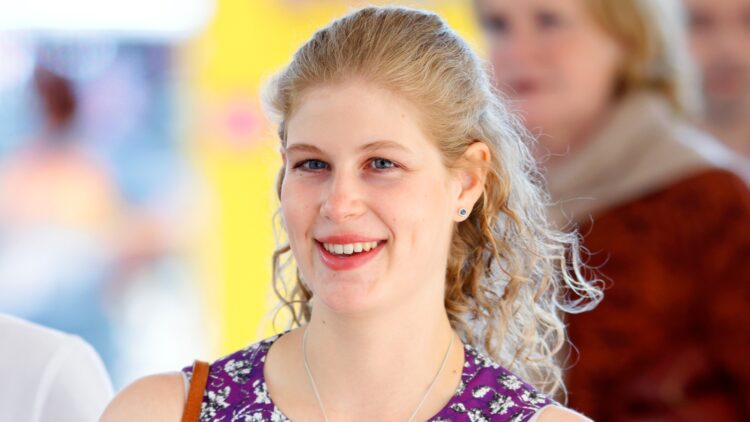 louise windsor feet 5