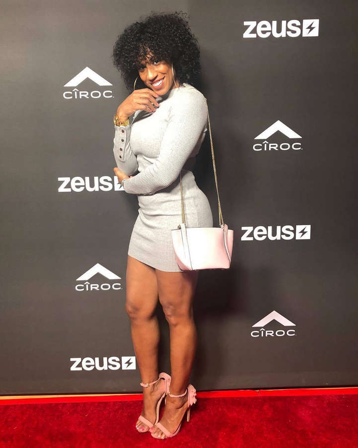 lourdes gonzalez feet 4