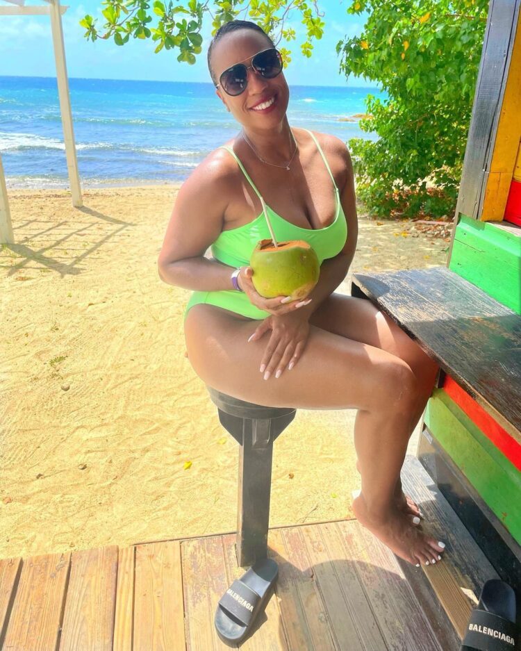 lourdes gonzalez feet