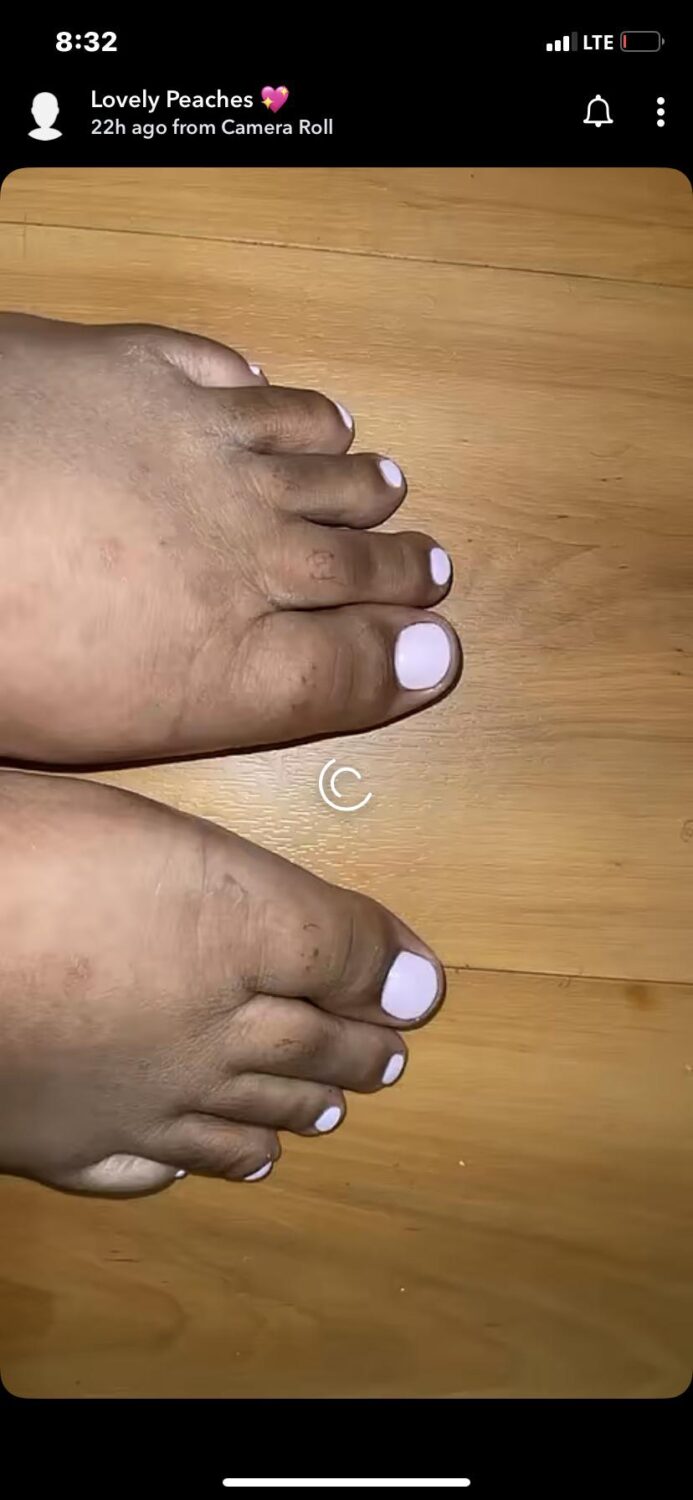 lovely peaches feet