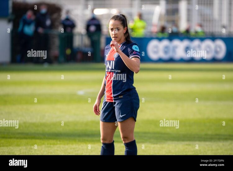 luana bertolucci feet 4