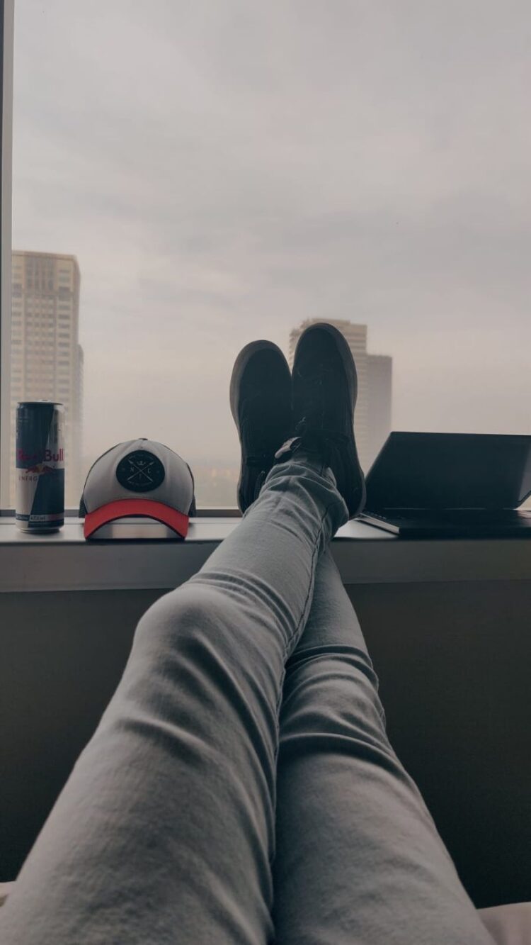 luana rodrigues feet 3