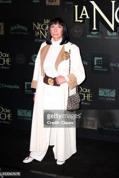 lucia guilmain feet 1