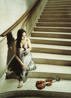 lucia micarelli feet