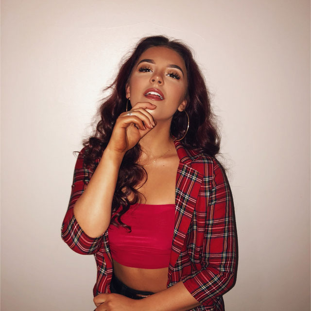 lucia valentino feet 5