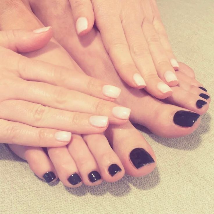 luciana salazar feet