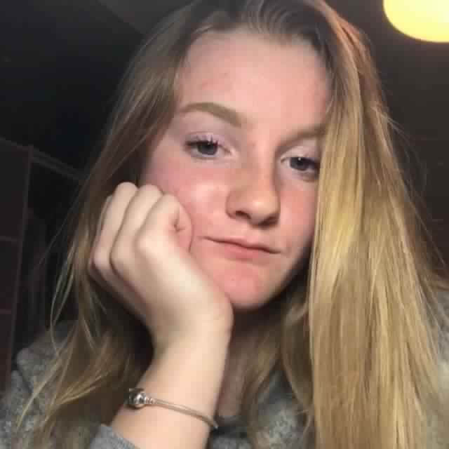 lucie bosquet feet 2