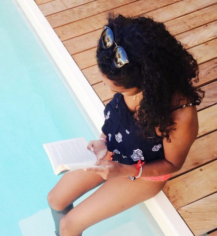 lucie vagenheim feet 3