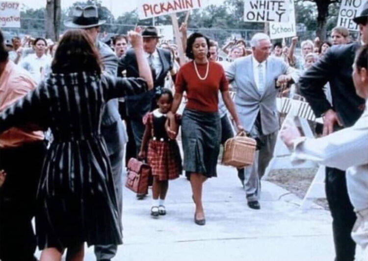 lucille bridges feet 3