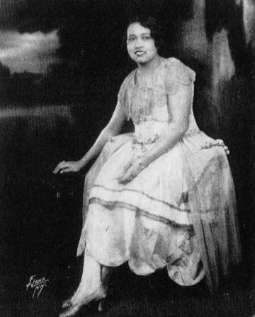 lucille hegamin feet 1