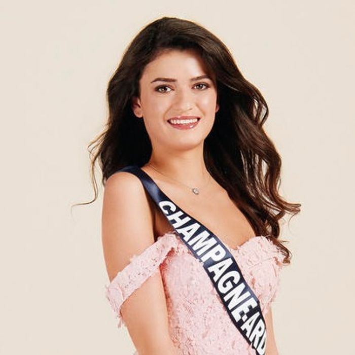 lucille moine feet 3