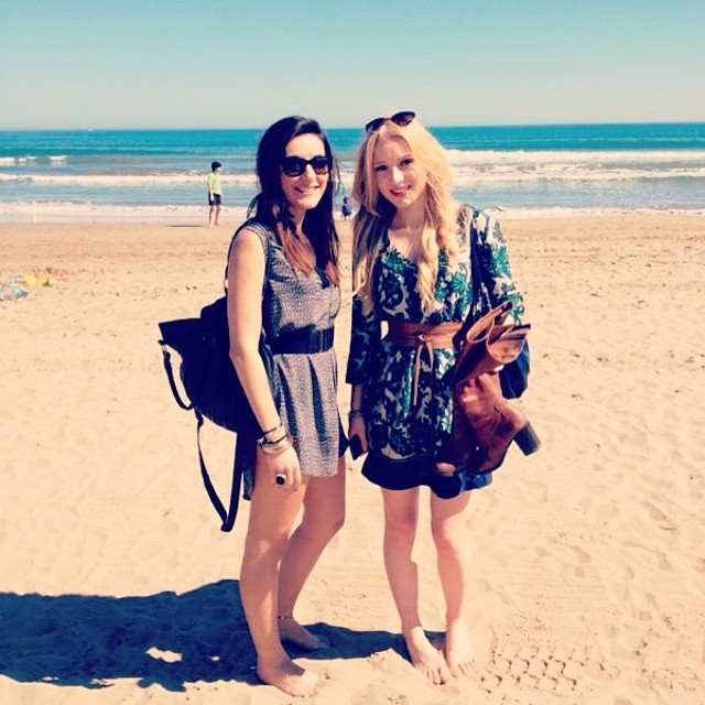 lucy bella earl feet 3