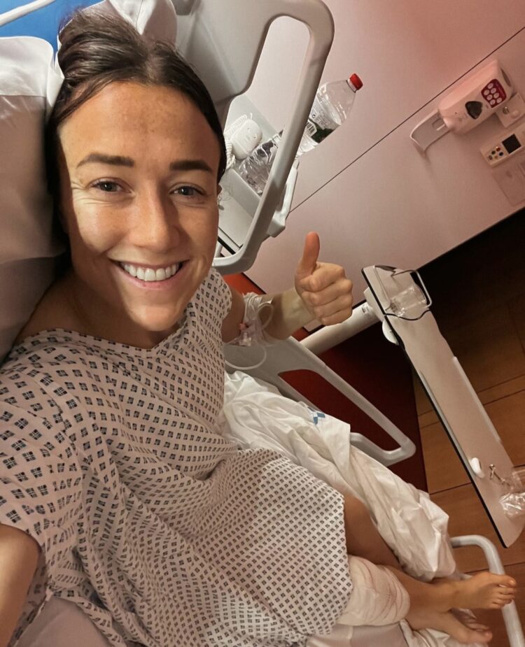 lucy bronze feet 2