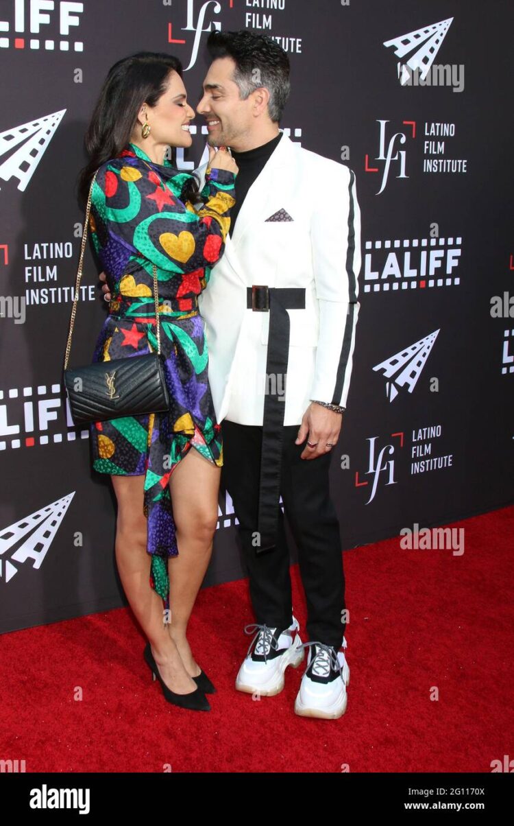 lucy chaparro feet 3