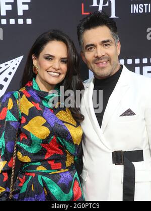 lucy chaparro feet 4