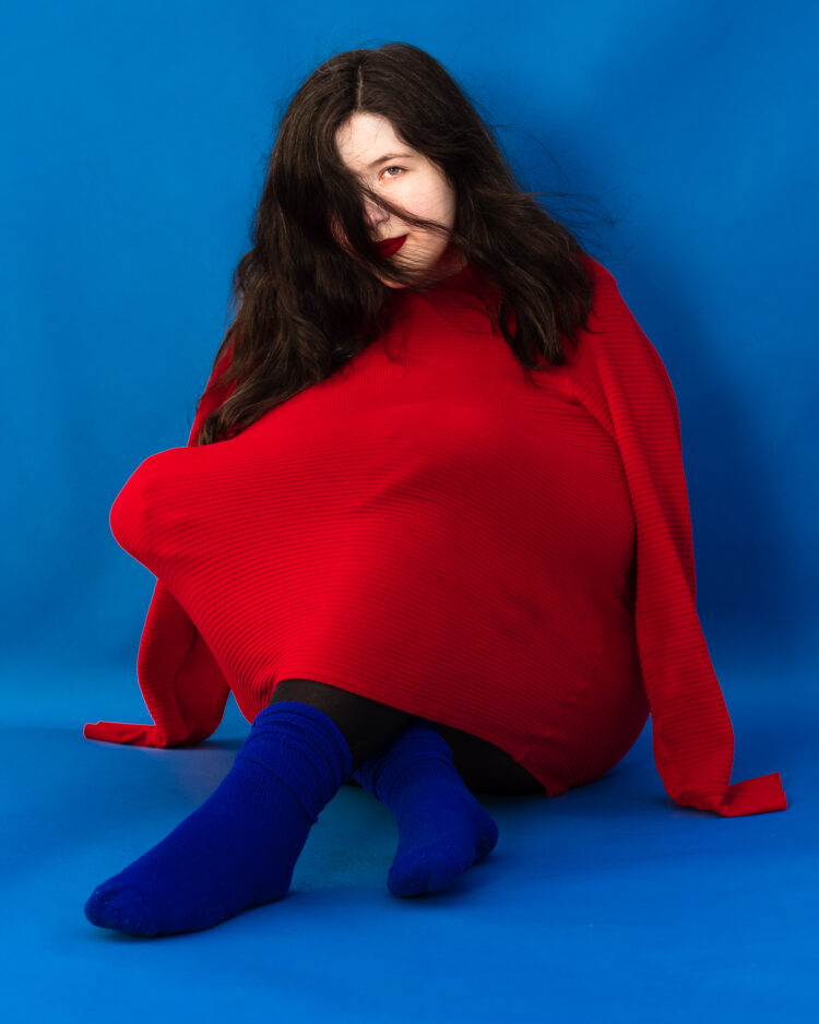 Lucy Dacus Feet