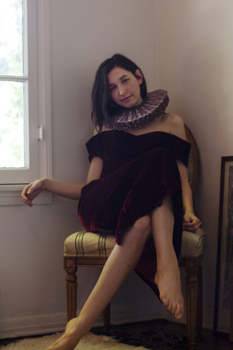 lucy schwartz feet 1 scaled