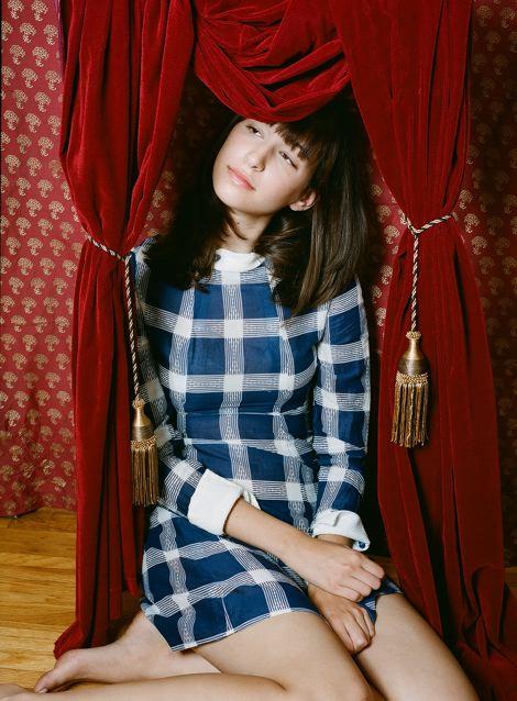 lucy schwartz feet 4