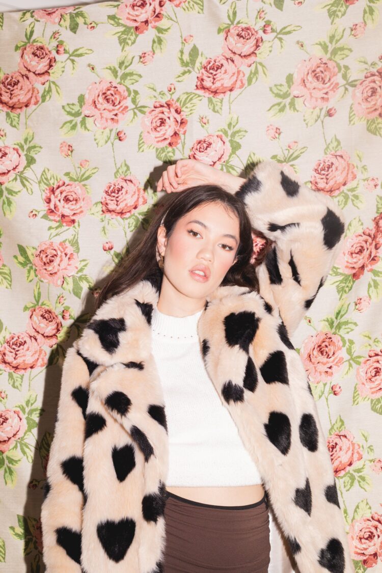 lucy sugerman feet 3