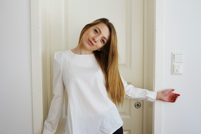 lucy wojtacha feet 5