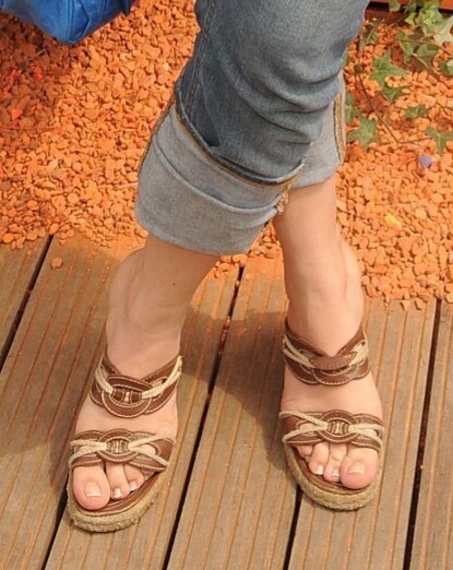 ludivine sagnier feet