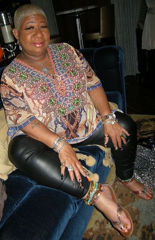 luenell feet 6