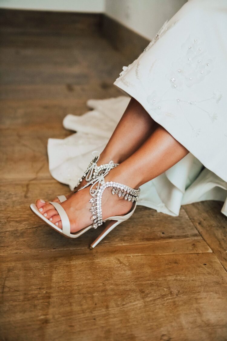 luisa accorsi feet scaled