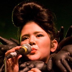 luisa hanae matsushita feet 5