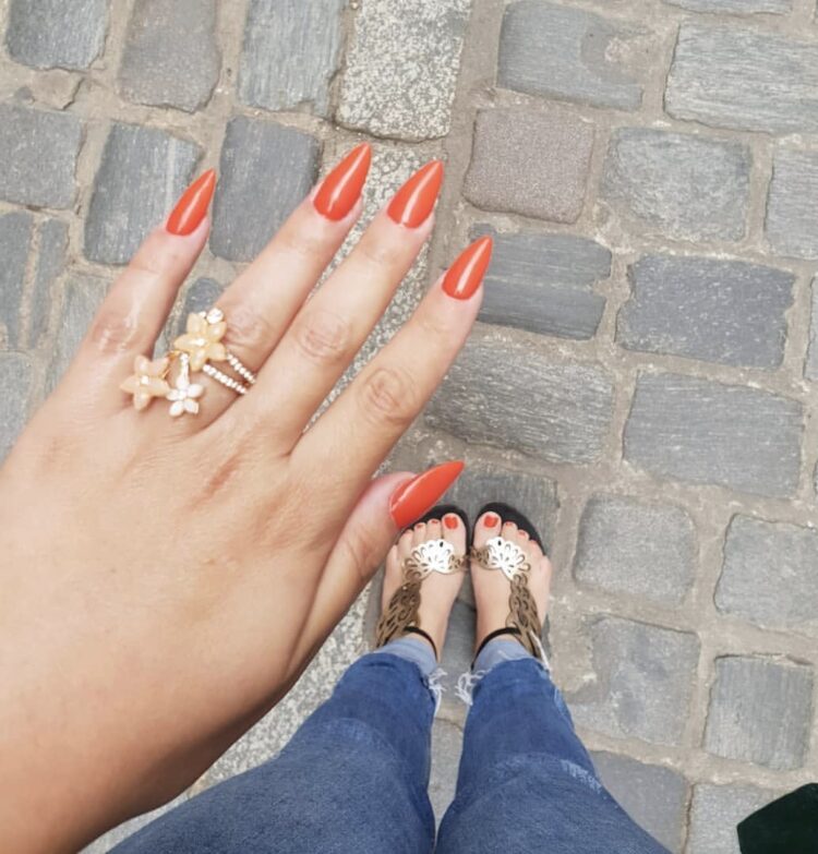 luisa omielan feet 4