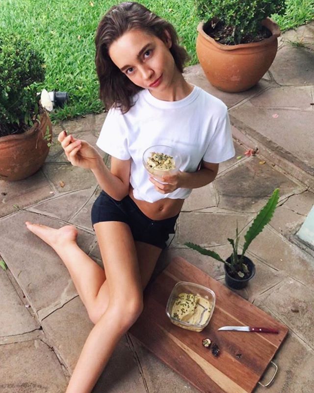 luiza scandelari feet 5