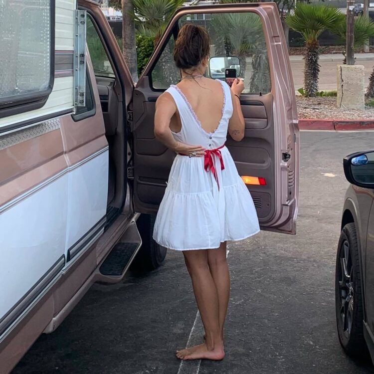 lukita maxwell feet 5