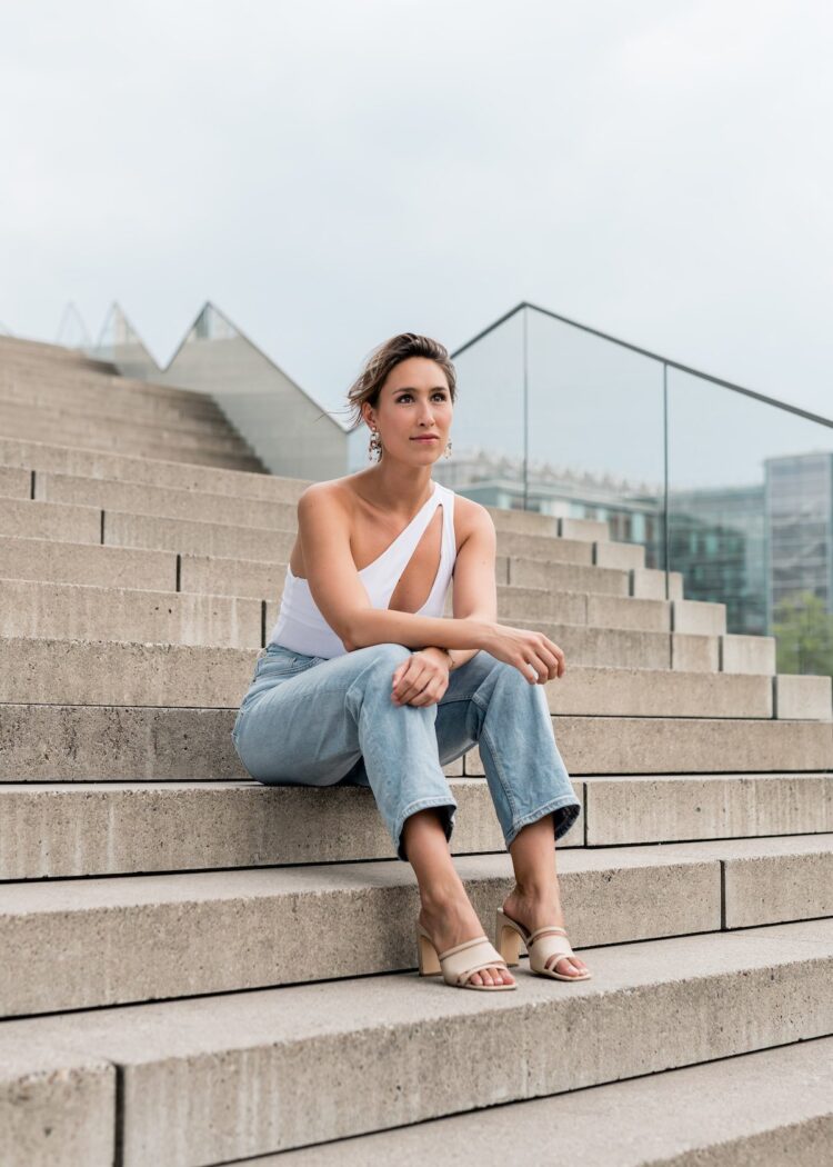 luna angellina feet 6