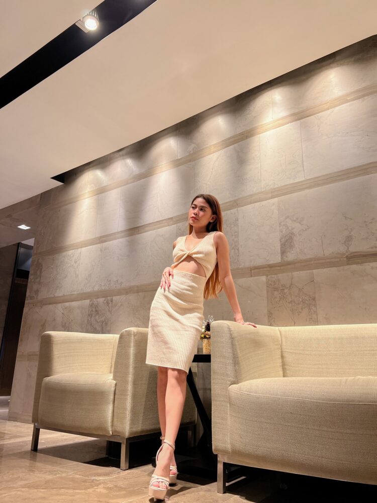 lyca gairanod feet 4