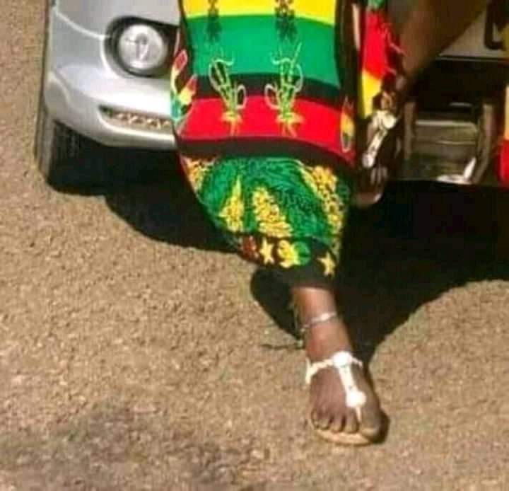 lydia jazmine feet 2