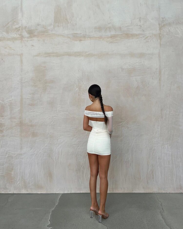 lydia karakyriakou feet 2