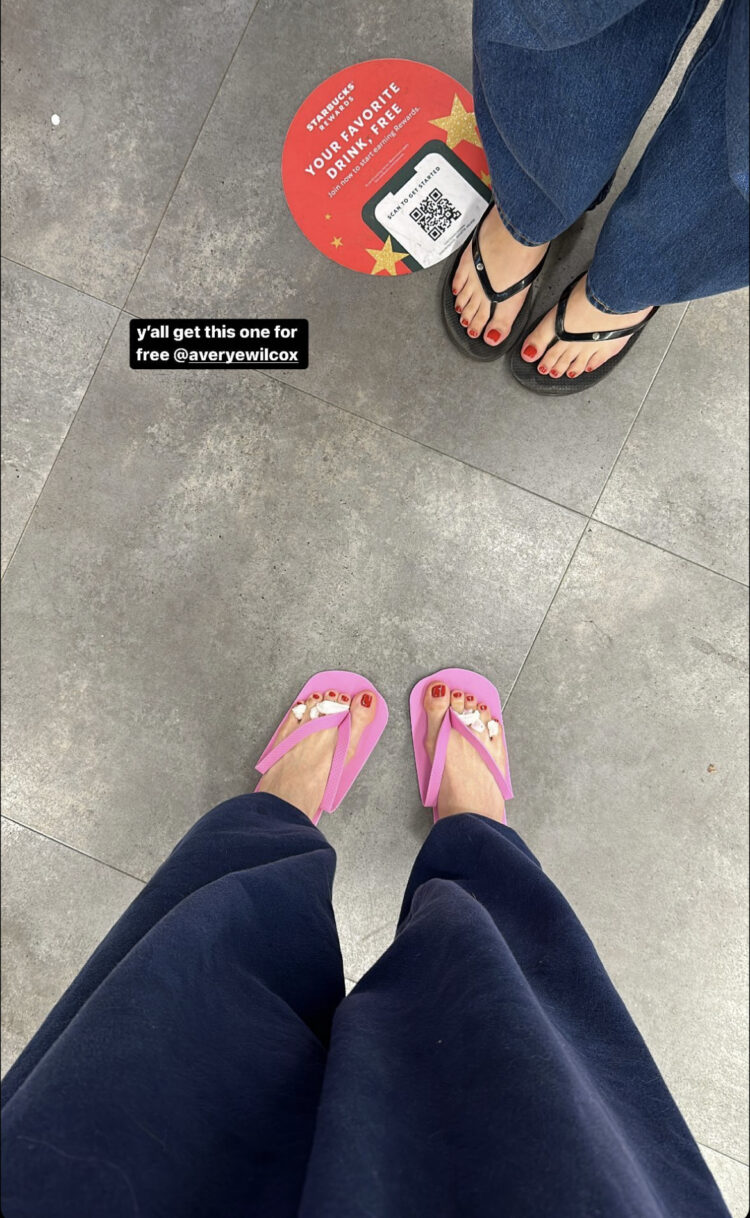 lydia night feet