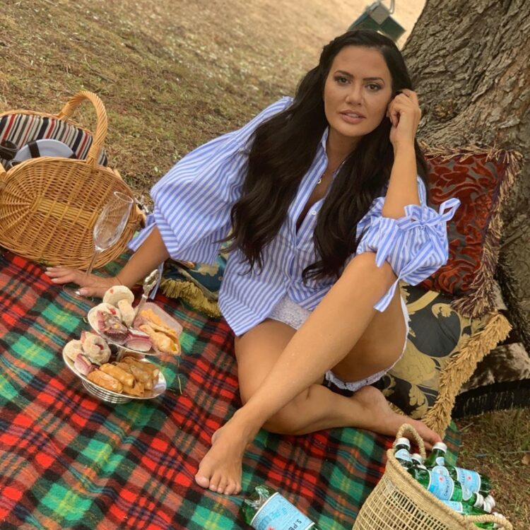 lydia schiavello feet 1