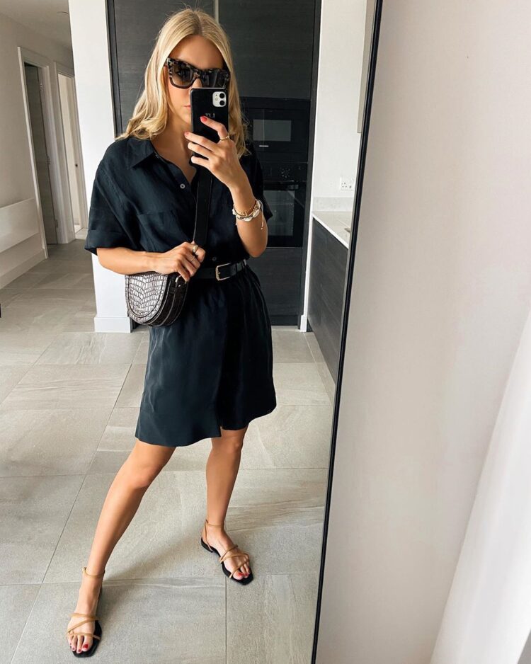 lydia tomlinson feet 1