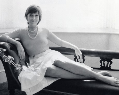 lynda bellingham feet 6