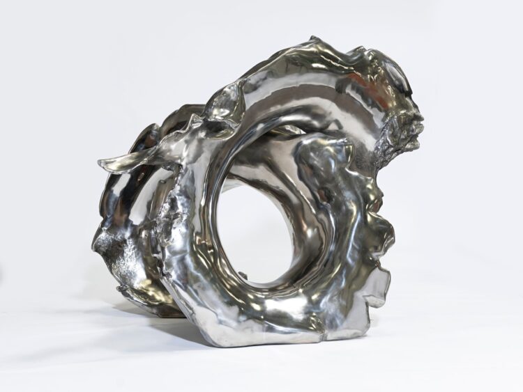 lynda benglis feet scaled