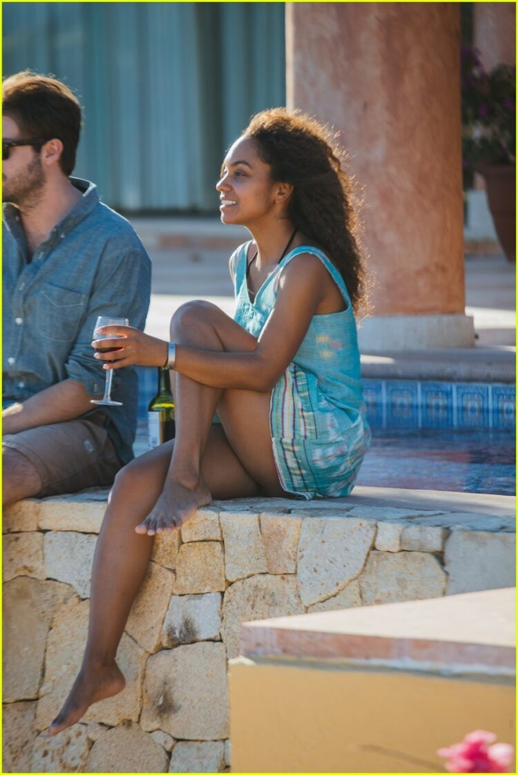 lyndie greenwood feet