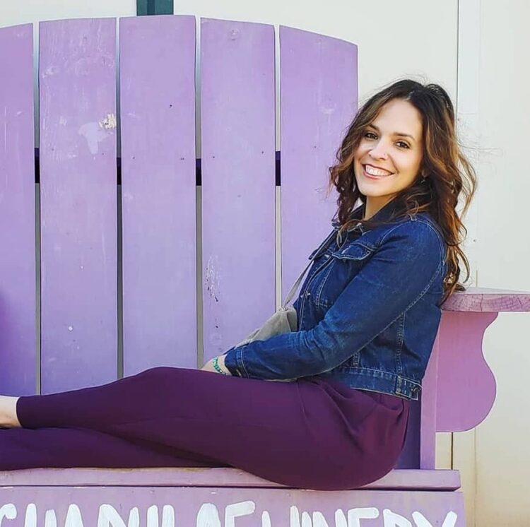 lyndsay dellinger feet 1