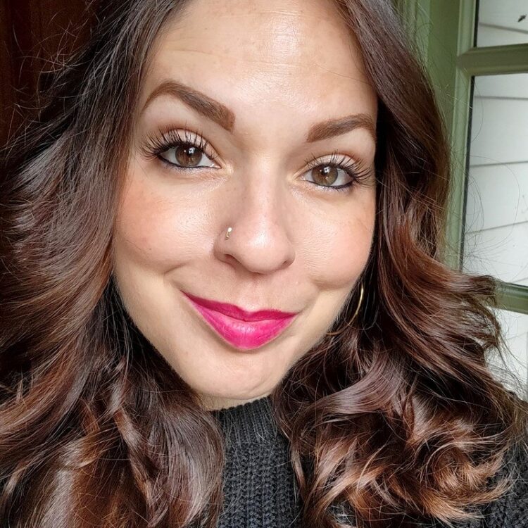 lyndsay dellinger feet 3