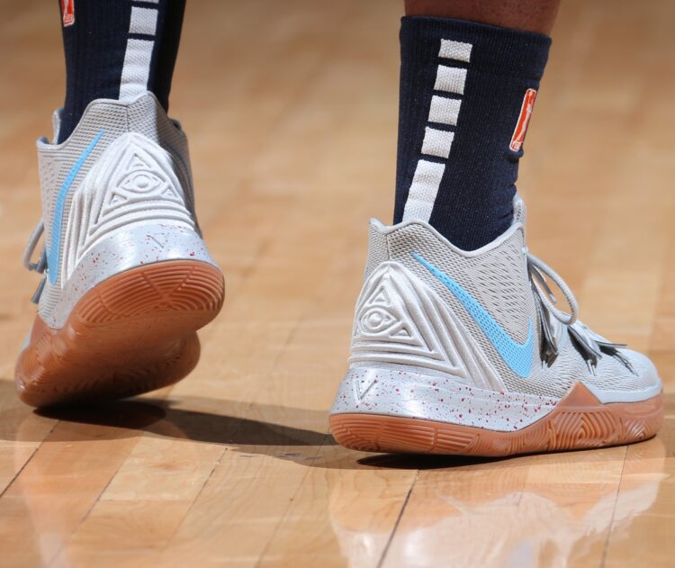 lynetta kizer feet 6