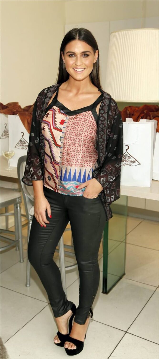 lynn kelly feet scaled