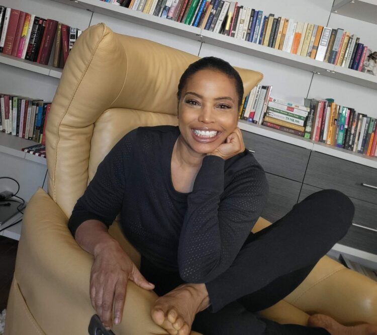 lynn toler feet 2